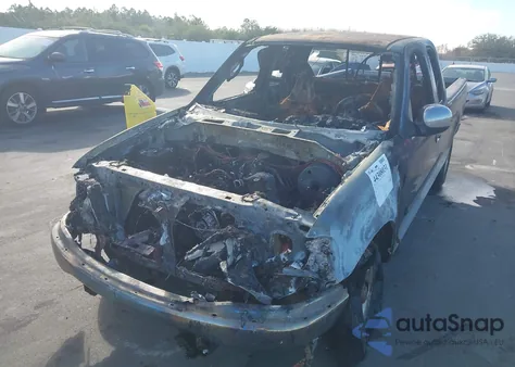 2000 Ford F-150 Lariat/Work Series/Xl/Xlt z USA, uszkodzony, nr VIN 1FTRX17L2YNA34528